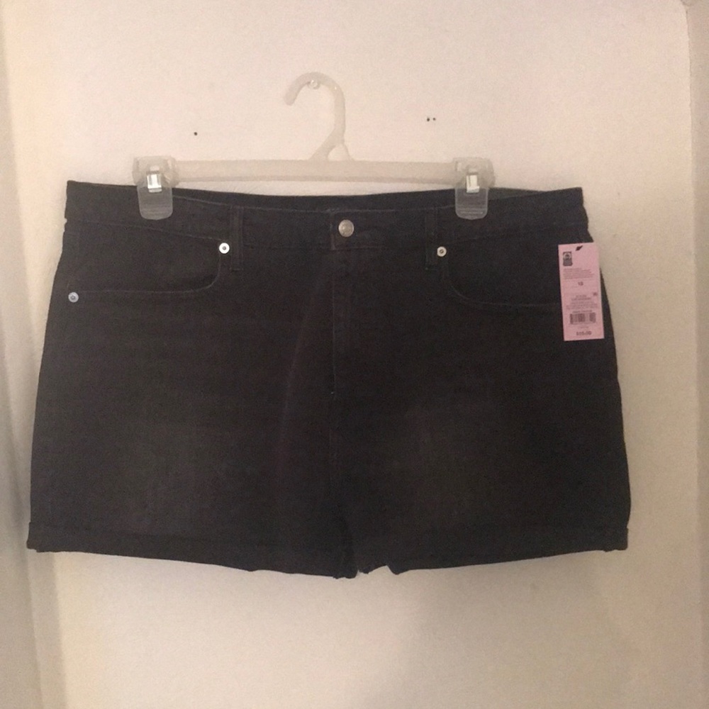 Black High-Waisted Shorts